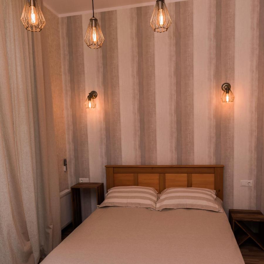 Golden Park Apartments Umanʼ Esterno foto