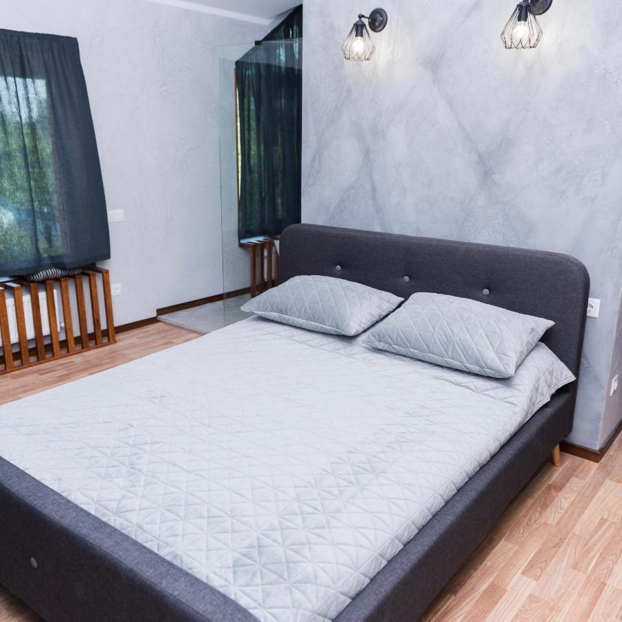 Golden Park Apartments Umanʼ Esterno foto